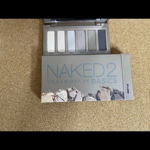 Urban Decay Naked Basics 2 Mini Palette